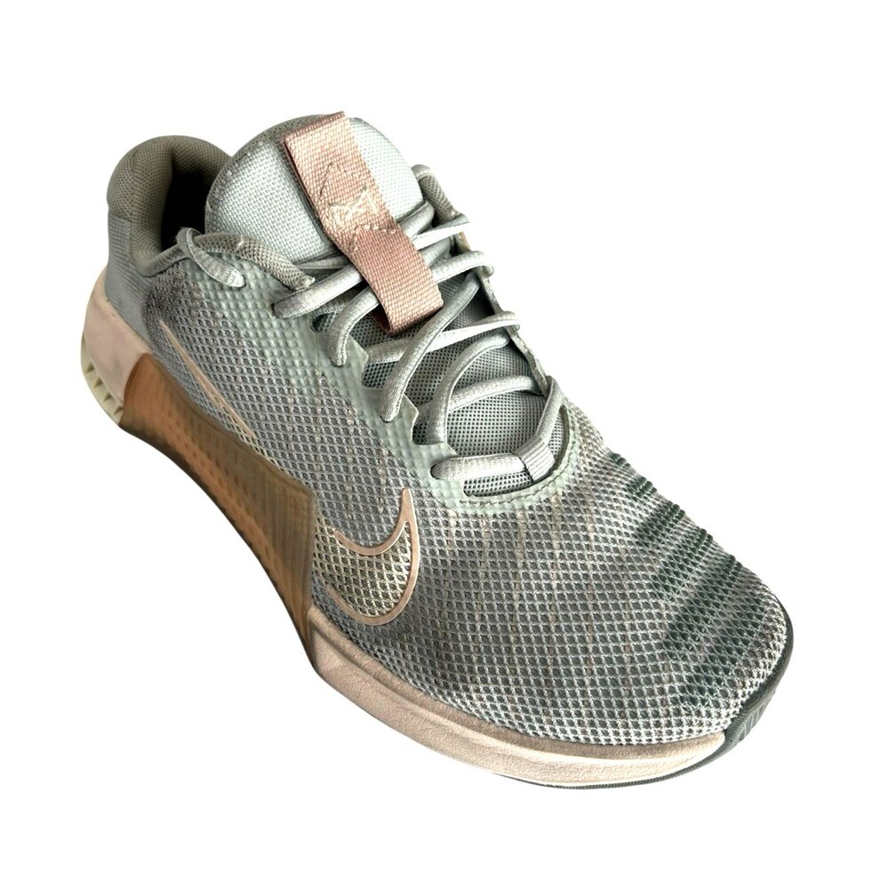 Nike Metcon 9 ‘Silver Pale Ivory’ Women Size 8.5 Cross Training Shoes DZ2537-002